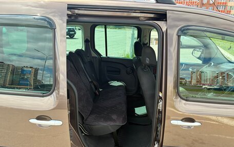 Renault Kangoo II рестайлинг, 2019 год, 1 630 000 рублей, 15 фотография