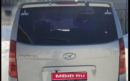 Hyundai Grand Starex Grand Starex I рестайлинг 2, 2012 год, 1 450 000 рублей, 2 фотография