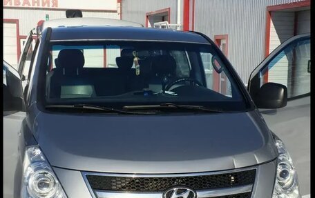Hyundai Grand Starex Grand Starex I рестайлинг 2, 2012 год, 1 450 000 рублей, 18 фотография