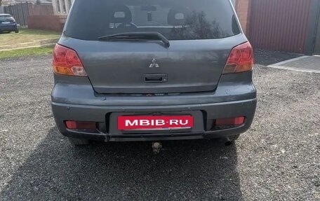 Mitsubishi Outlander III рестайлинг 3, 2004 год, 370 000 рублей, 3 фотография