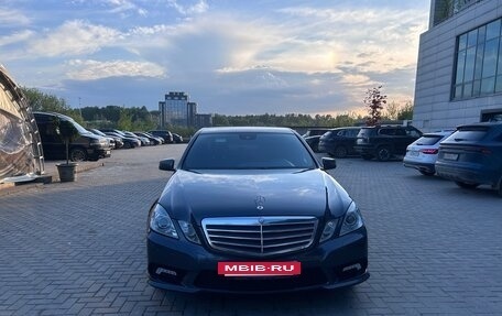 Mercedes-Benz E-Класс, 2011 год, 1 499 000 рублей, 7 фотография