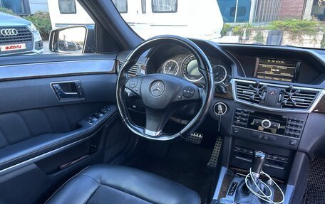 Mercedes-Benz E-Класс, 2011 год, 1 499 000 рублей, 14 фотография