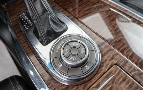 Nissan Patrol, 2011 год, 2 499 000 рублей, 20 фотография