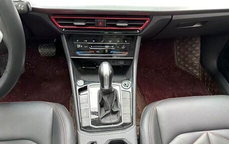 Volkswagen Lavida, 2023 год, 1 270 000 рублей, 10 фотография