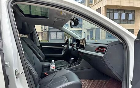 Volkswagen Lavida, 2023 год, 1 270 000 рублей, 12 фотография