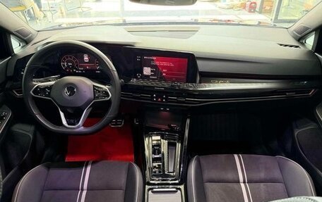 Volkswagen Golf VIII, 2022 год, 1 578 000 рублей, 9 фотография