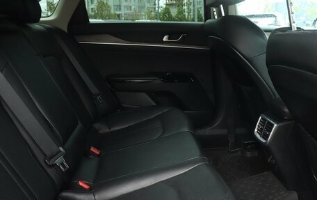 KIA K5, 2020 год, 2 318 000 рублей, 16 фотография
