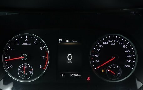 KIA K5, 2020 год, 2 318 000 рублей, 29 фотография