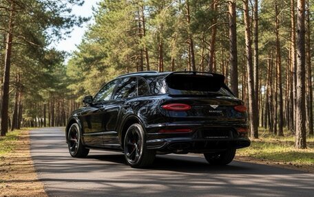 Bentley Bentayga I, 2021 год, 21 000 000 рублей, 4 фотография