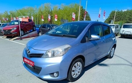 Toyota Vitz, 2013 год, 849 995 рублей, 3 фотография