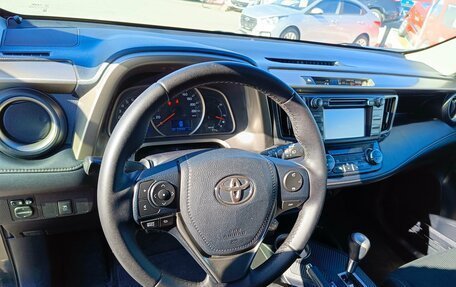 Toyota RAV4, 2014 год, 1 799 995 рублей, 14 фотография
