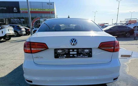 Volkswagen Jetta VI, 2015 год, 979 995 рублей, 6 фотография