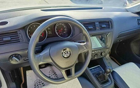 Volkswagen Jetta VI, 2015 год, 979 995 рублей, 15 фотография