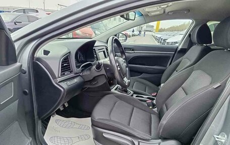 Hyundai Elantra VI рестайлинг, 2018 год, 1 299 995 рублей, 9 фотография