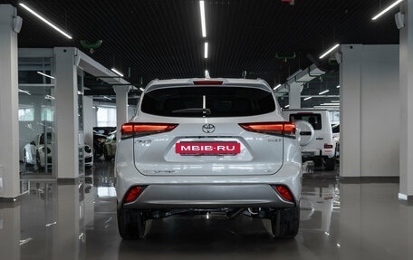 Toyota Highlander, 2026 год, 5 250 000 рублей, 6 фотография