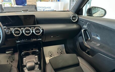 Mercedes-Benz A-Класс AMG, 2020 год, 5 799 900 рублей, 15 фотография