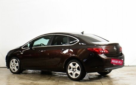 Opel Astra J, 2014 год, 749 000 рублей, 2 фотография