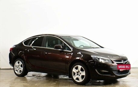 Opel Astra J, 2014 год, 749 000 рублей, 3 фотография