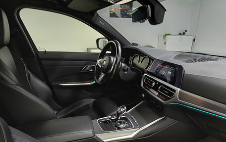BMW 3 серия, 2020 год, 3 990 000 рублей, 13 фотография