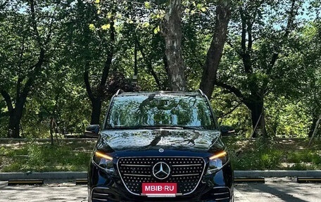 Mercedes-Benz V-Класс, 2025 год, 12 110 000 рублей, 2 фотография