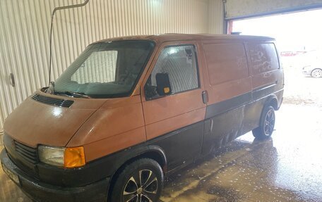 Volkswagen Transporter T4, 1994 год, 220 000 рублей, 2 фотография