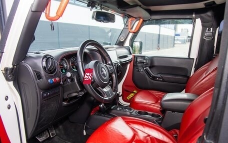 Jeep Wrangler, 2016 год, 4 100 000 рублей, 8 фотография