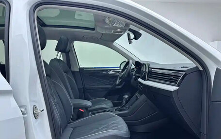Volkswagen Tiguan II, 2023 год, 2 772 000 рублей, 14 фотография