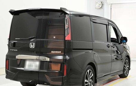 Honda Stepwgn IV, 2021 год, 1 921 000 рублей, 3 фотография