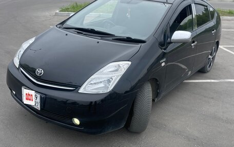 Toyota Prius, 2007 год, 690 000 рублей, 2 фотография