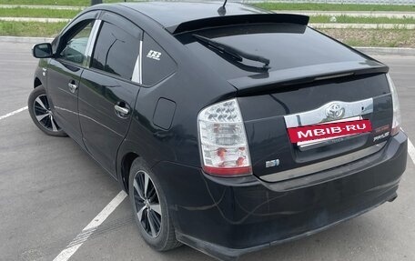 Toyota Prius, 2007 год, 690 000 рублей, 5 фотография