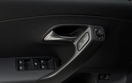Volkswagen Polo VI (EU Market), 2018 год, 1 300 000 рублей, 9 фотография