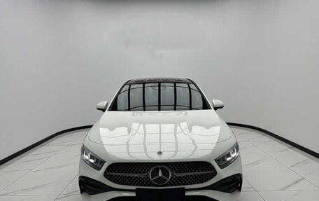 Mercedes-Benz A-Класс, 2022 год, 2 200 000 рублей, 2 фотография