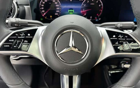 Mercedes-Benz A-Класс, 2022 год, 2 200 000 рублей, 11 фотография