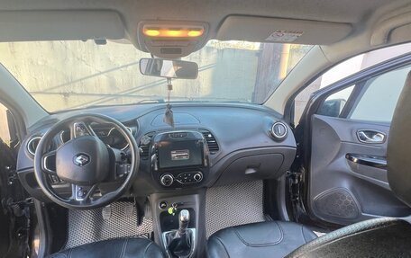 Renault Kaptur I рестайлинг, 2017 год, 1 300 000 рублей, 3 фотография