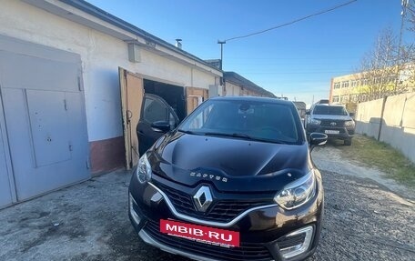 Renault Kaptur I рестайлинг, 2017 год, 1 300 000 рублей, 5 фотография