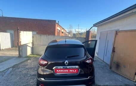 Renault Kaptur I рестайлинг, 2017 год, 1 300 000 рублей, 7 фотография