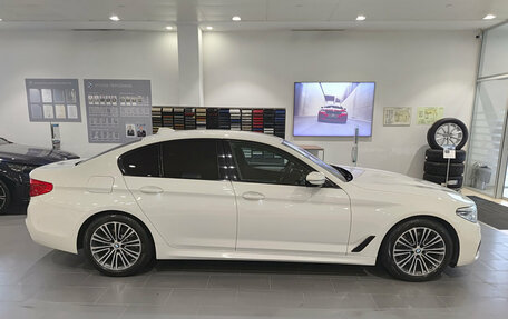 BMW 5 серия, 2018 год, 3 600 000 рублей, 5 фотография