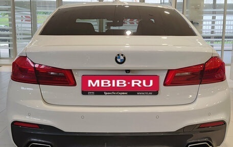 BMW 5 серия, 2018 год, 3 600 000 рублей, 7 фотография