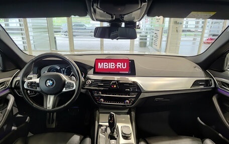 BMW 5 серия, 2018 год, 3 600 000 рублей, 17 фотография