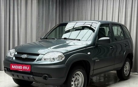 Chevrolet Niva I рестайлинг, 2016 год, 689 000 рублей, 3 фотография