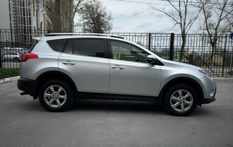Toyota RAV4, 2014 год, 1 950 000 рублей, 5 фотография