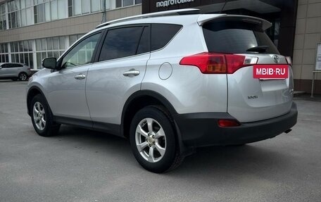 Toyota RAV4, 2014 год, 1 950 000 рублей, 7 фотография