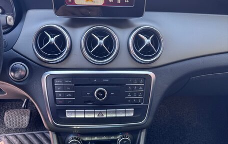 Mercedes-Benz CLA, 2016 год, 2 180 000 рублей, 14 фотография