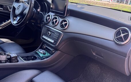 Mercedes-Benz CLA, 2016 год, 2 180 000 рублей, 13 фотография