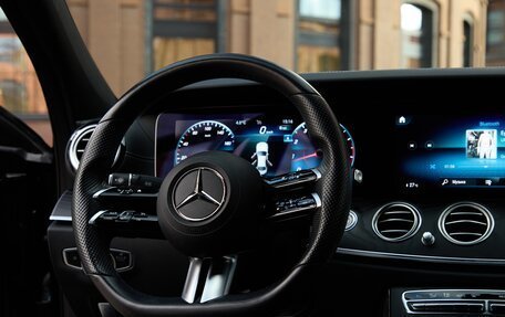 Mercedes-Benz E-Класс, 2022 год, 5 700 000 рублей, 11 фотография