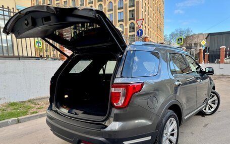 Ford Explorer VI, 2018 год, 4 250 000 рублей, 11 фотография