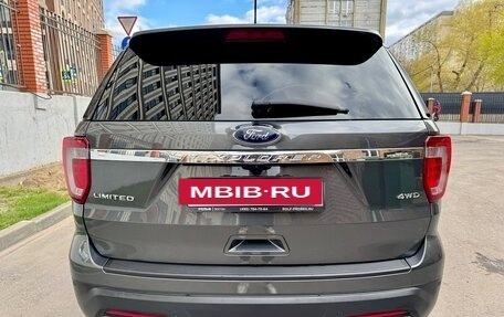 Ford Explorer VI, 2018 год, 4 250 000 рублей, 4 фотография
