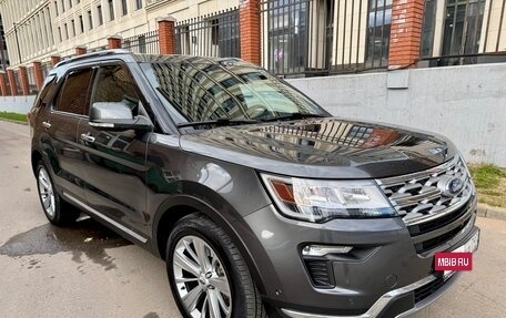 Ford Explorer VI, 2018 год, 4 250 000 рублей, 7 фотография