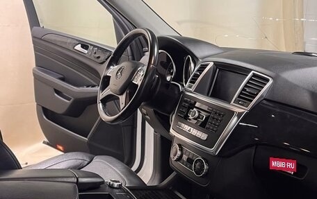 Mercedes-Benz M-Класс, 2014 год, 2 600 000 рублей, 3 фотография