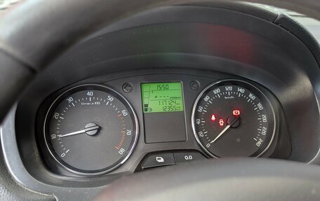Skoda Fabia II, 2014 год, 650 000 рублей, 22 фотография